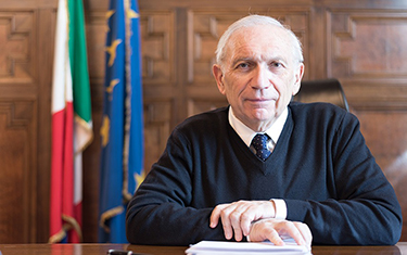 Luca Aschei pone una domanda a Patrizio Bianchi Ministro della Pubblica Istruzione